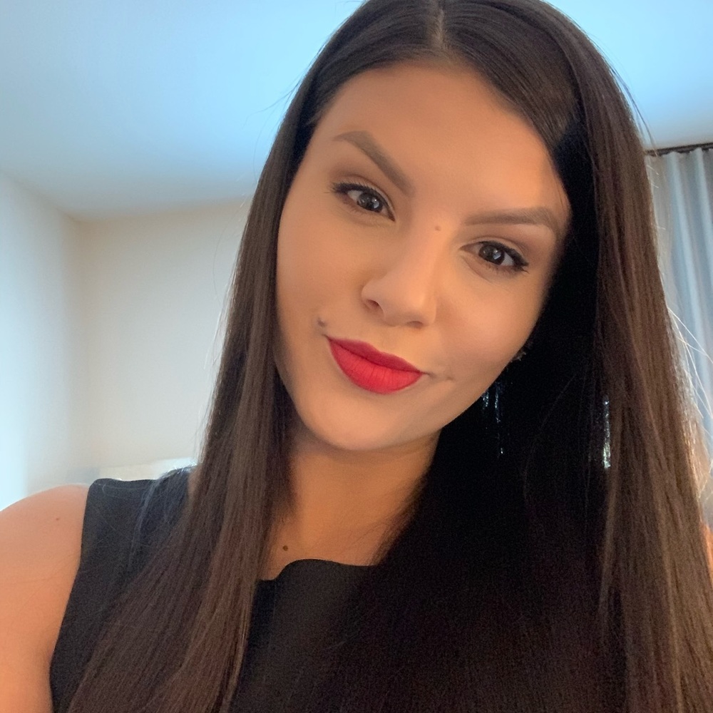 Meet your Posher, Melissa